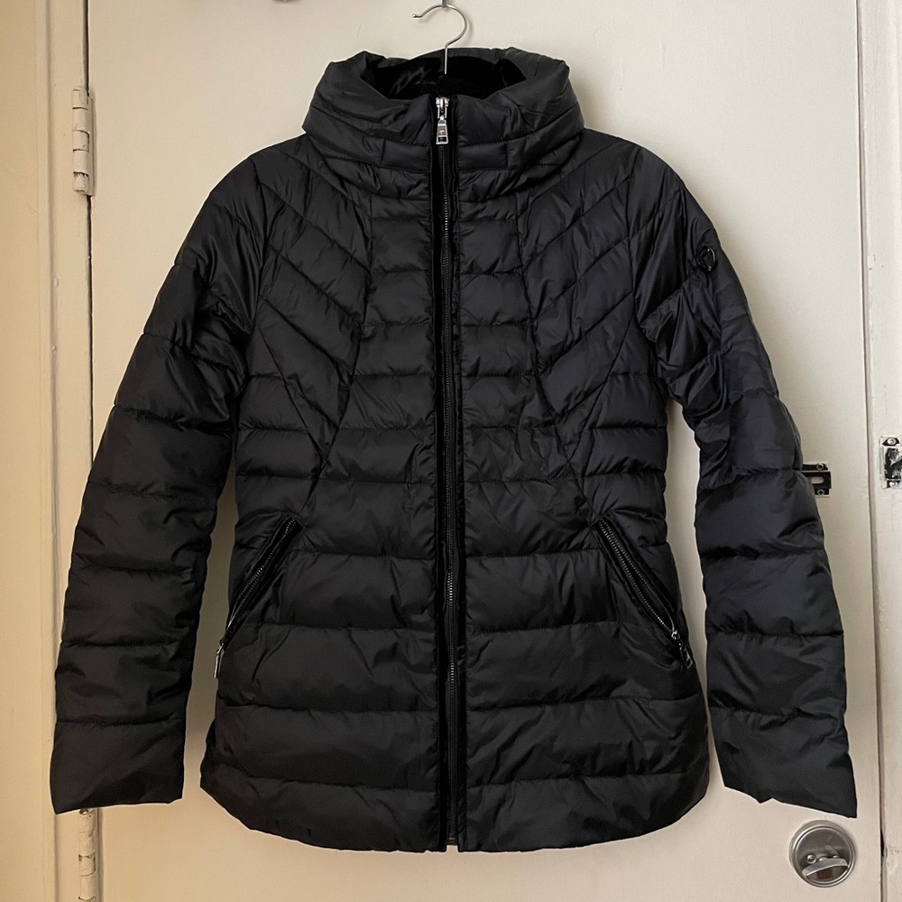 Tahari medium weight jacket